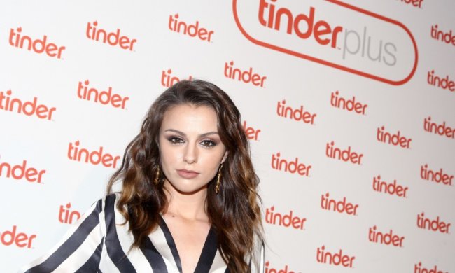 "Я займаю третину Африки": найдивніші користувачі Tinder, які вирішили взяти гумором