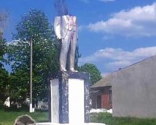 Від останнього Леніна Одещини залишились лише штани