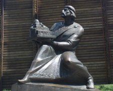 Никак не угомонятся: Россия предложила за останки киевского князя космическую сумму