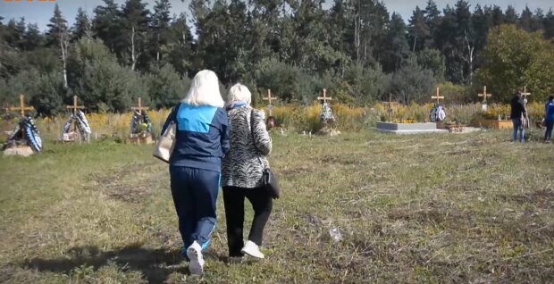 Кладбище, скриншот с видео