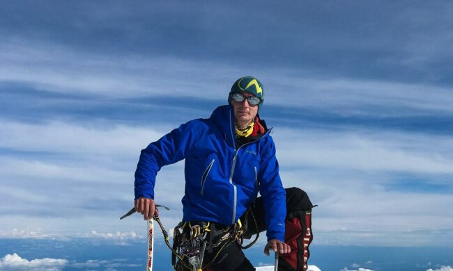 Валентин Сипавин, alpomania.com