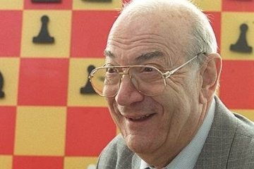Помер найстарший гросмейстер в світі Віктор Корчной