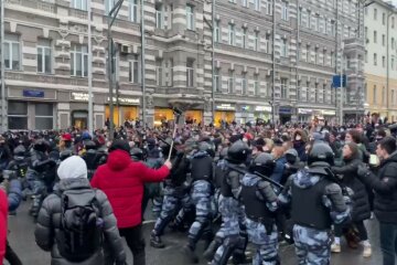 протесты в России, скриншот из видео