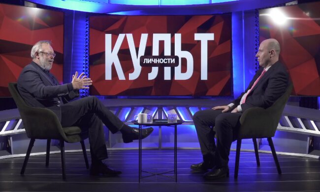 Андрей Ермолаев