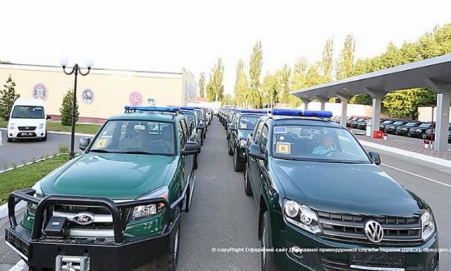Прикордонникам в зону АТО відправили нові Фольксвагени (фото)