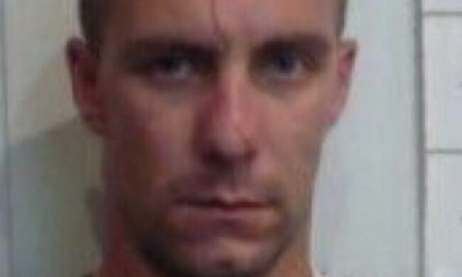 Чернігівчан попросили допомогти відловити автокрадія