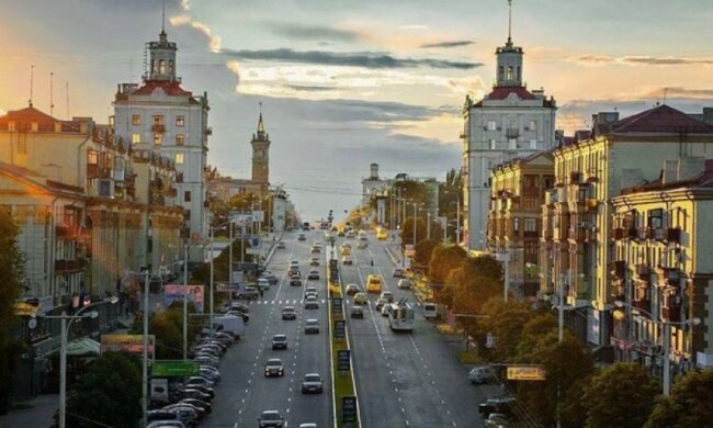 В Запоріжжі в салоні авто помер чоловік