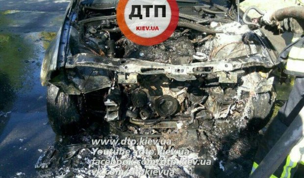 У Києві вибухнуло BMW на газу (ФОТО)
