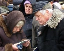 Гройсман таки обложил налогом часть пенсионеров