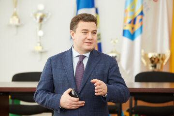 Віктор Бондар