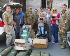 Чешские и днепродзержинские волонтеры направили помощь в АТО (фото)