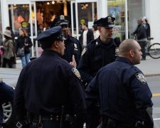 Автівка протаранила натовп пішоходів: є загиблі