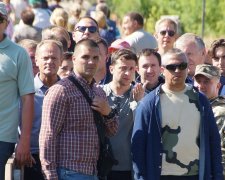 Головне за ніч: Зеленський у Чорнобилі, напад на довірену особу "Слуги народу" та найочікуваніший вирок України