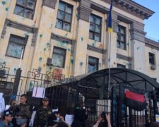 Нападение на посольство РФ в Киеве: всплыли новые подробности