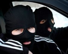 Киевские грабители отобрали у россиянина миллион гривен