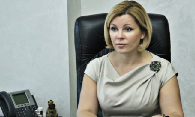 Люстрированная чиновница вернула должность через суд