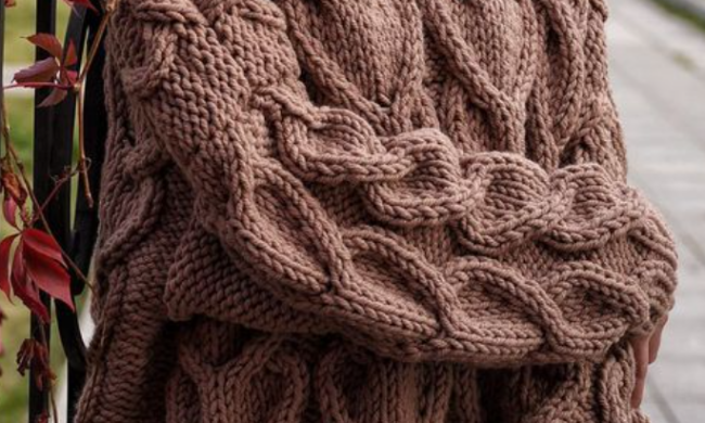 Фактурный свитер / фото: Pinterest