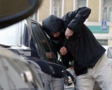 Судова застава за автовикрадачів виросла до мільйона гривень