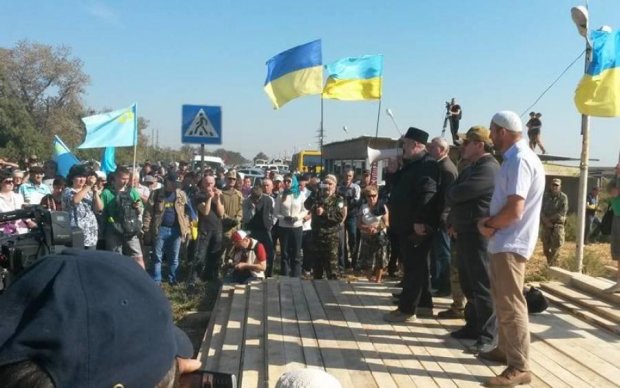Все живут в страхе: сбежавшие из Крыма украинцы шокировали рассказом