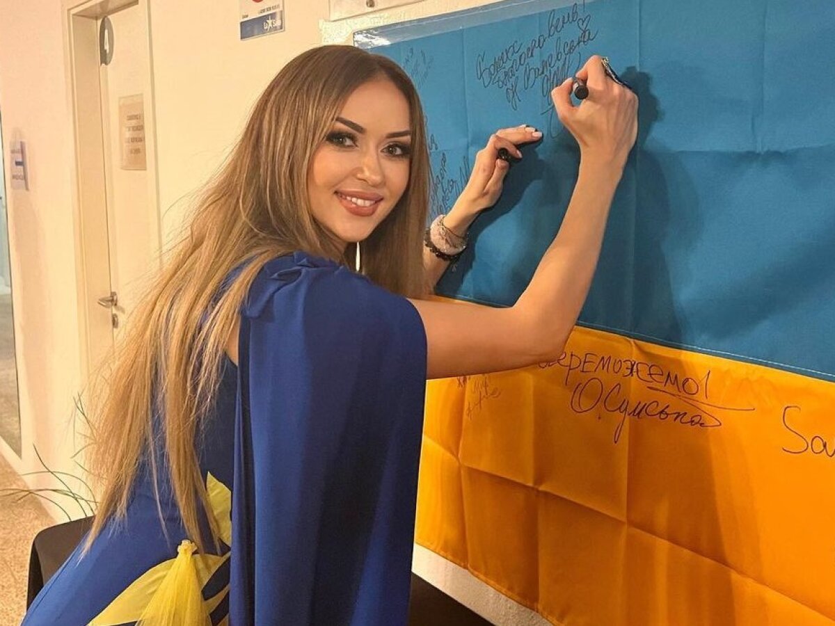 Порно жұлдыз Лиза Энннің секс фотосуреттері