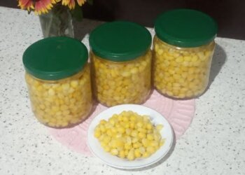 Консервированная кукуруза, кадр с видео