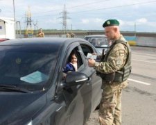 Ад на Донбассе: боевики атаковали важнейший пункт пропуска