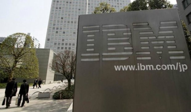 Американская компания IBM розрывает сотрудничество с Россией