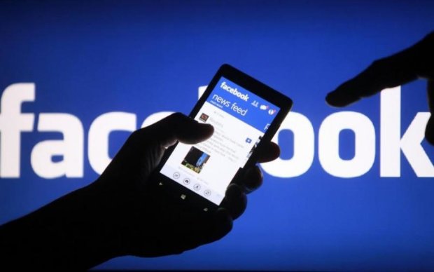 Капосний алгоритм: Facebook приховує від вас повідомлення