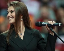 Росіяни змокли: коханка Путіна міцно обтягнула себе шкірою