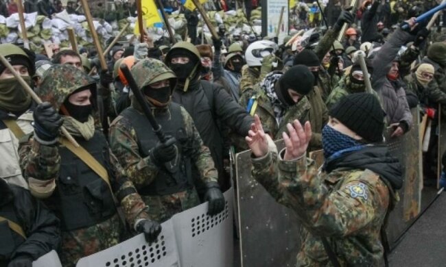 Самооборона Майдану випустила диск "Пісні нашої перемоги"