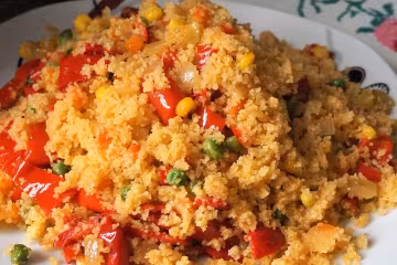 Швидко і смачно: кускус з куркою і овочами