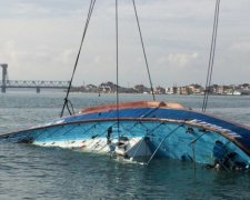 На катері "Іволга" завершили пошук тіл, продовжують у морі (відео)
