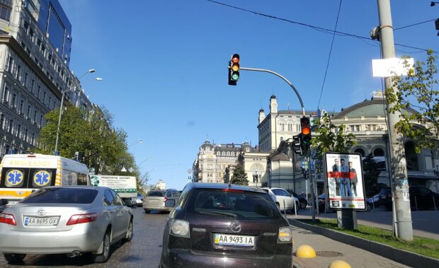 В Киеве перекроют дороги, замешан Трамп: что стряслось