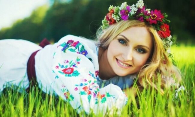 81% молоді пишається громадянством України