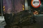 BMW уничтожился об фуру на выезде с Троещины: двое погибли