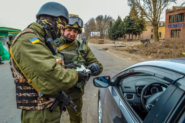 Введение военного положения: что это означает и чего нельзя делать украинцам