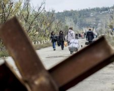 Главное за ночь: казнь россиян и печальный прогноз по Донбассу