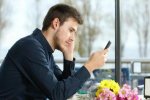 Нічого святого: WhatsApp дозволить користувачам шпигувати