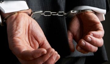 Чиновник із Рівного торгував наркотиками (ВІДЕО)