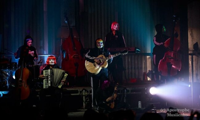 На епатажному фрік-шоу засікли Соболєва, Семенченка і Нищука