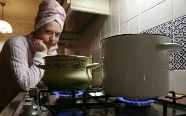 Помоетесь у знакомых: кому в Запорожье отключат воду на полтора месяца