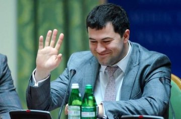 Глава фискальной службы Насиров предлагает налоговую амнистию для миллионеров