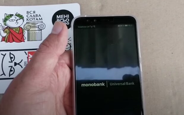 Важный нюанс при покупке валюты через Monobank: в финучреждении предупредили клиентов