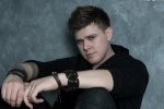 "Мы бежим с тобой, как будто от гепарда": популярный хит перепели голосами звезд за 40