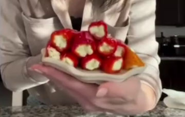 Вершкові перці в маринаді, кадр з відео