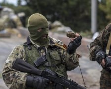 Боевик обокрал сослуживцев и сбежал к Януковичу