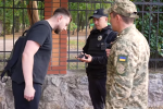 ТЦК та поліція. Фото: скрін youtube