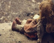 Няня з фільму жахів: маленьких дітей зарізали у власному домі