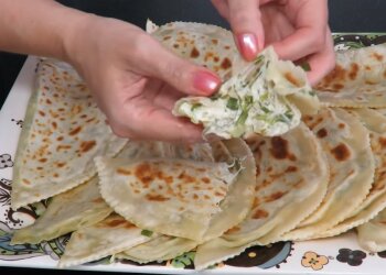 Кутабы с сыром и зеленью, скриншот видео