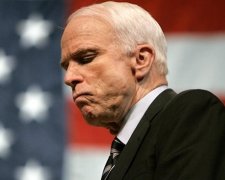 Маккейн повідомив про роздвоєння особистості у Трампа